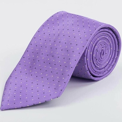 Кликните для увеличения изображения Аренда галстука сиреневого цвета с мелким черно-белым узором для мужского костюма