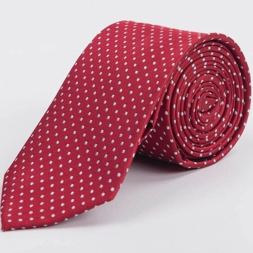 Кликните для увеличения изображения Прокат галстука красного цвета с мелким белым узором для мужских костюмов