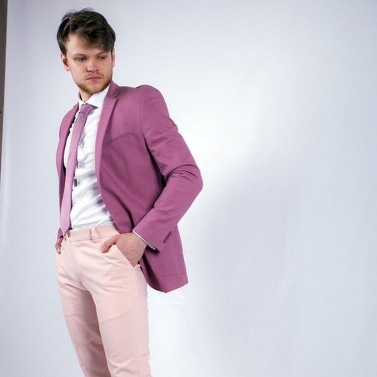 Кликните для увеличения изображения Прокат блейзера пурпурного цвета