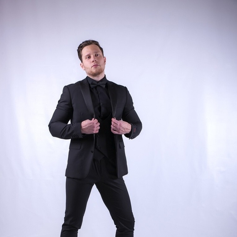 Кликните для увеличения изображения Аренда мужского костюма - TOTAL BLACK