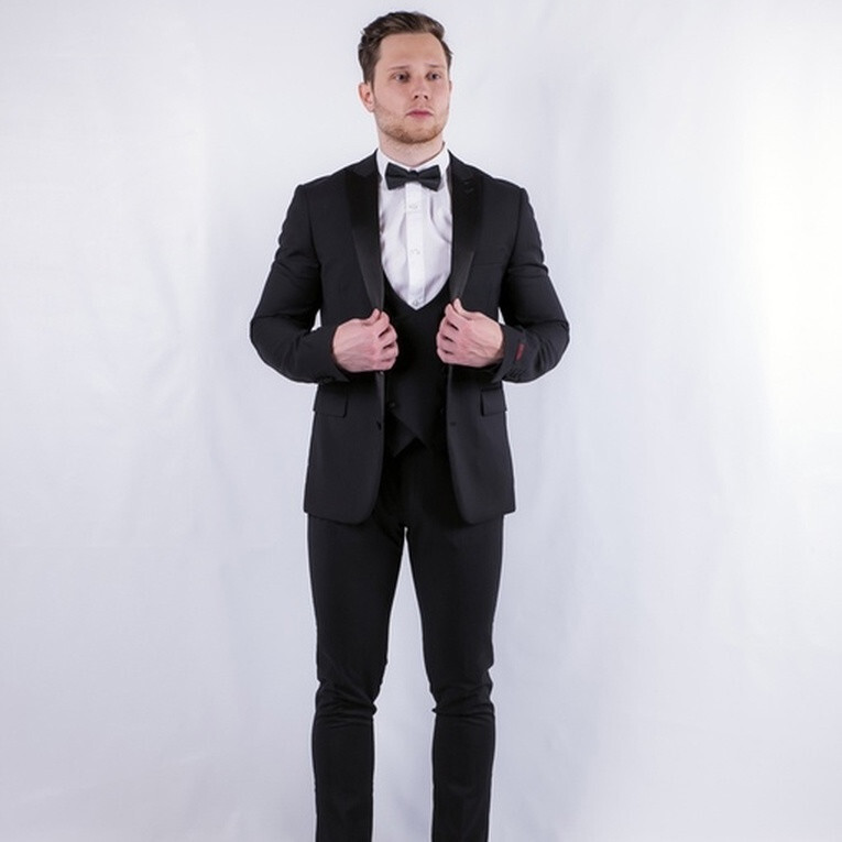 Кликните для увеличения изображения Аренда мужского костюма - BLACK TIE