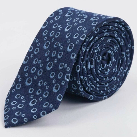 Арена синего галстука с голубым кольцевым узором для мужских костюмов