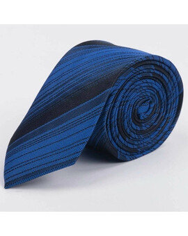 Арендовать синий галстук в полоску с эффектом градиента черного цвета для мужского костюма, изображение 1