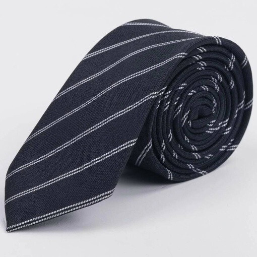 Кликните для увеличения изображения Прокат черного галстука в белую двойную полосу для мужского костюма