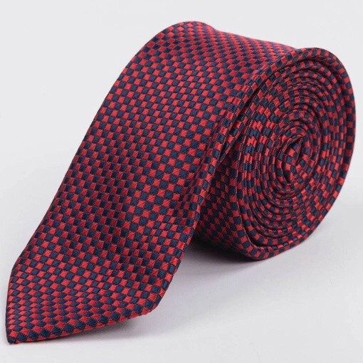 Кликните для увеличения изображения Прокат бордового галстука с мелким шахматным узором для мужского костюма