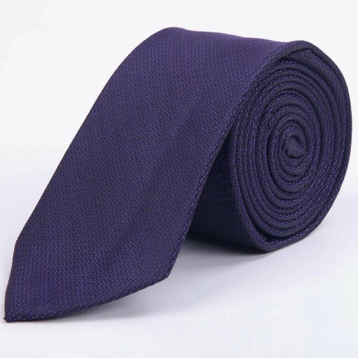 Кликните для увеличения изображения Арендовать темно-фиолетовый текстурированный галстук для мужского костюма