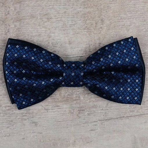 Кликните для увеличения изображения Аренда бабочки темно-синего цвета с разноцветным узором для мужских костюмов