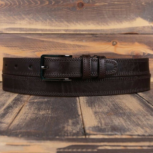 Кликните для увеличения изображения Аренда ремня коричневого цвета для мужских костюмов