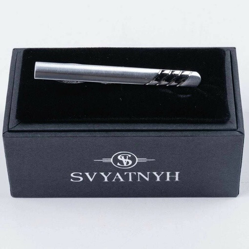 Кликните для увеличения изображения Аренда классического зажима с гравировкой для мужского костюма