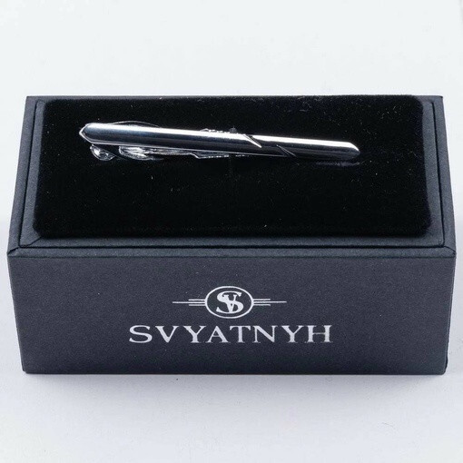 Кликните для увеличения изображения Аренда узкого зажима для мужских костюмов